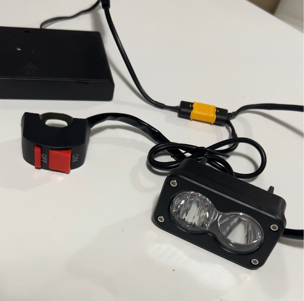 Battery powered Baja light